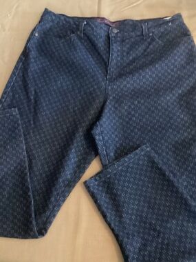 Gloria Vanderbilt Navy Patterned Denims